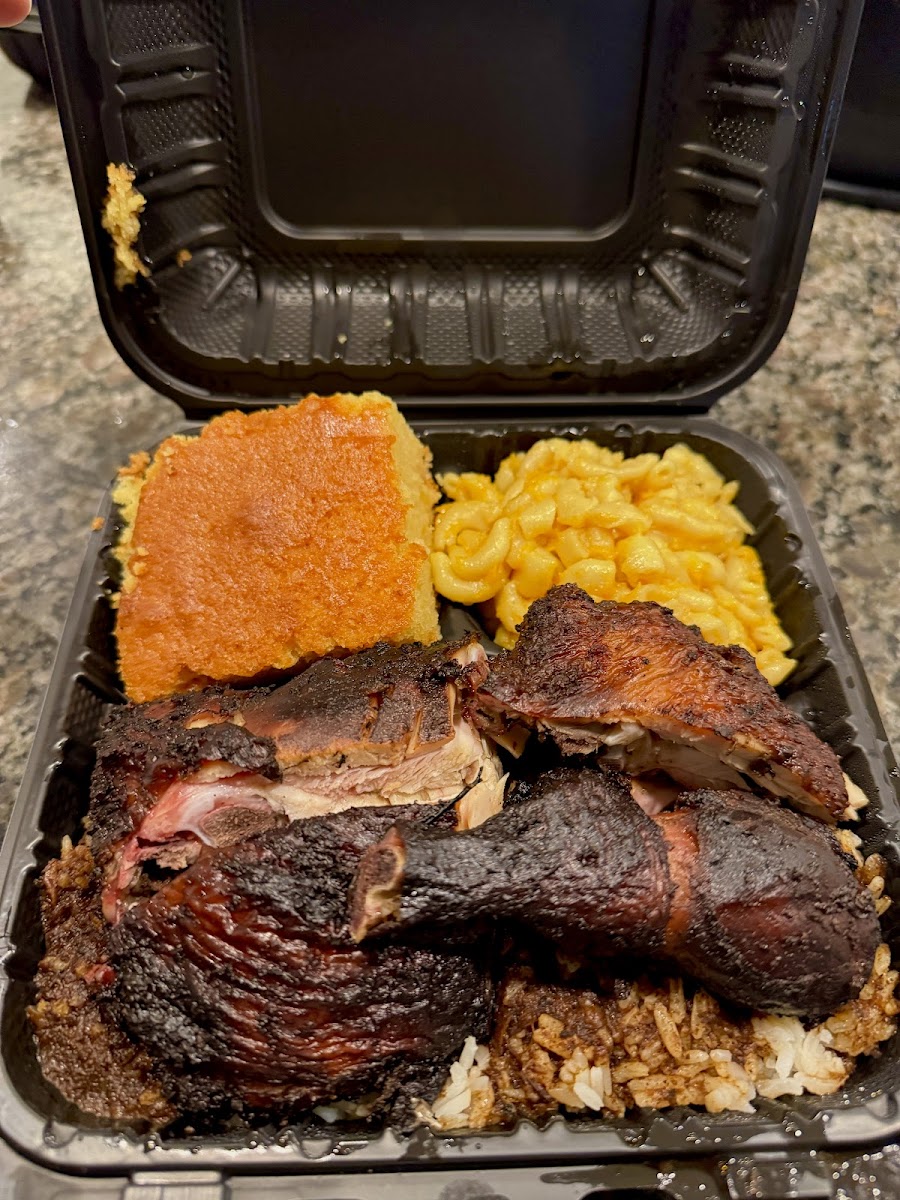 Cutter's (Riverdale) Jamaican Restaurant-6